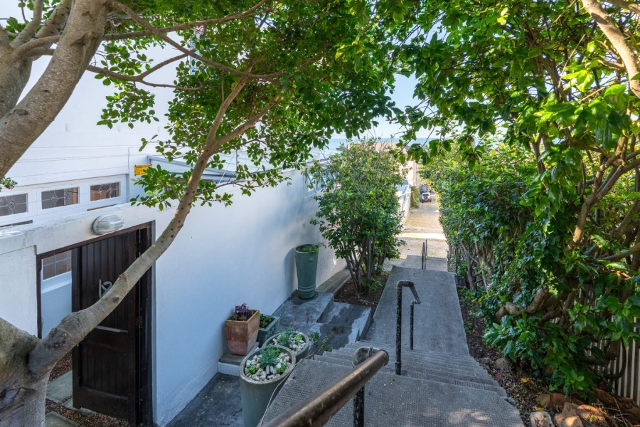 4 Bedroom Property for Sale in Kalk Bay Western Cape
